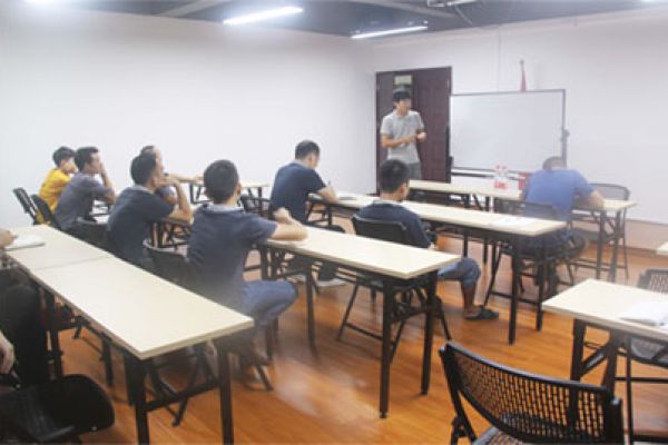 矩正全金属检测机培训现场